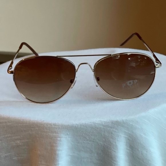 GOLD Gradient Aviator Sunglasses - Picture 1 of 1